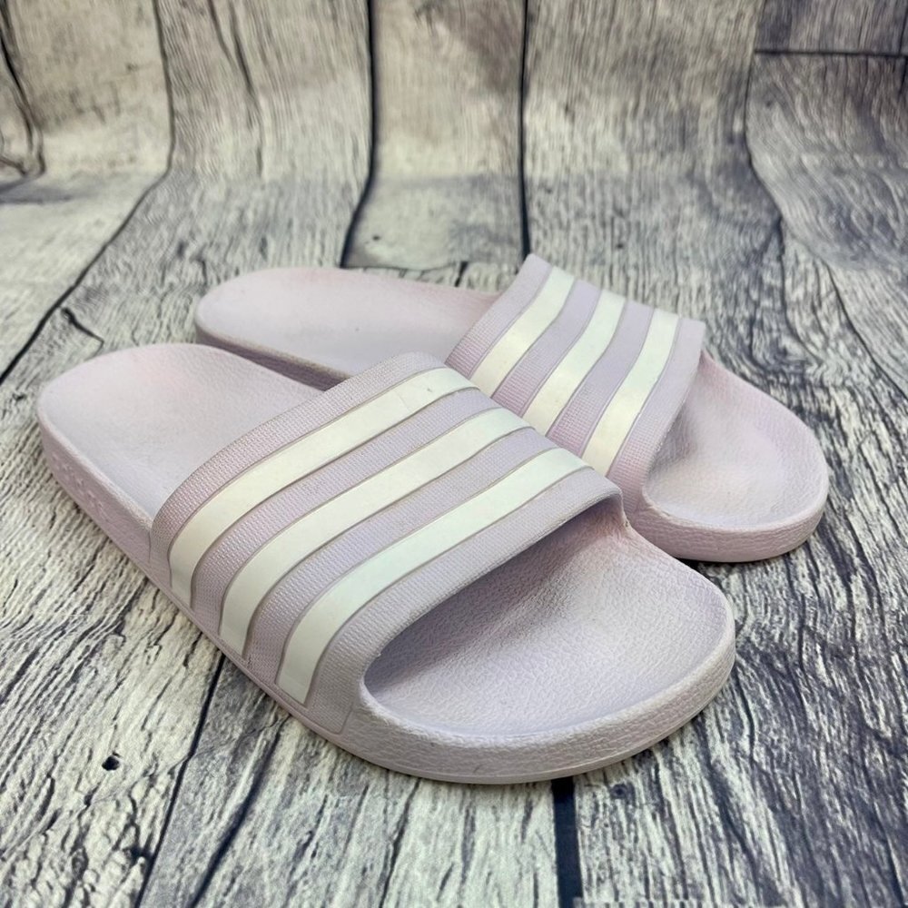 Adidas Adilette‎ Aqua Slides Lavender Purple Women's Size 6 Slip On Sandals
